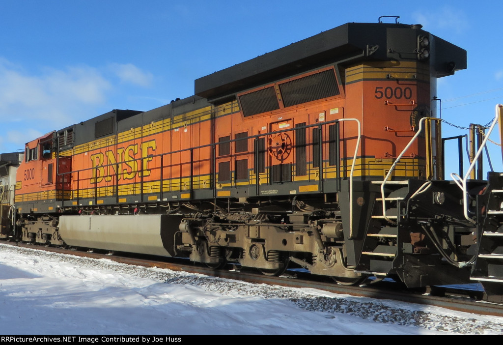 BNSF 5000